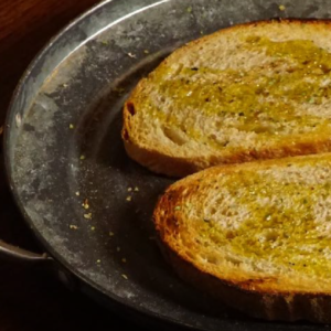 BRUSCHETTA AJO E OLIO